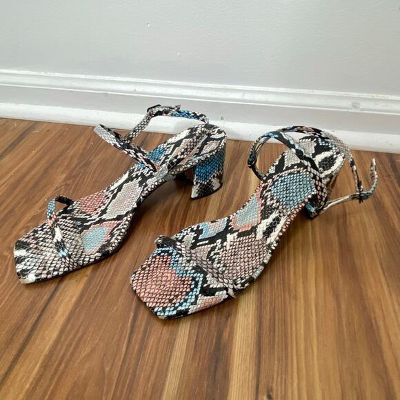 AMARO Brazil Blue Pink Snakeskin Strappy Block Heel Sandals Size 8 - Picture 9 of 9